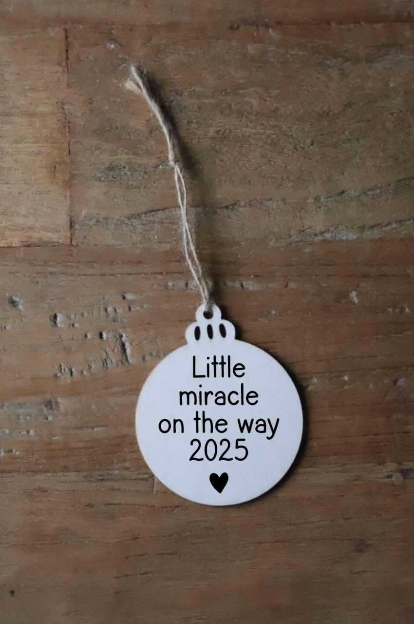 Houten kerstbal 'little miracle'