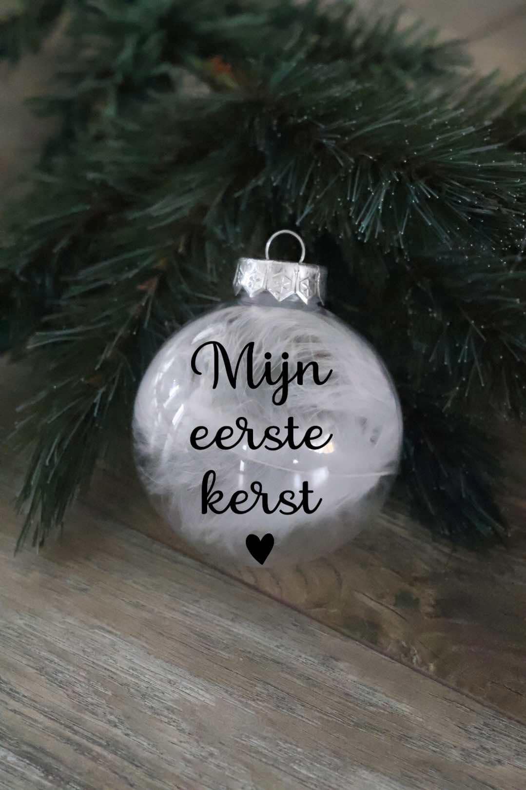 Transparante kerstbal 'mijn eerste kerst'
