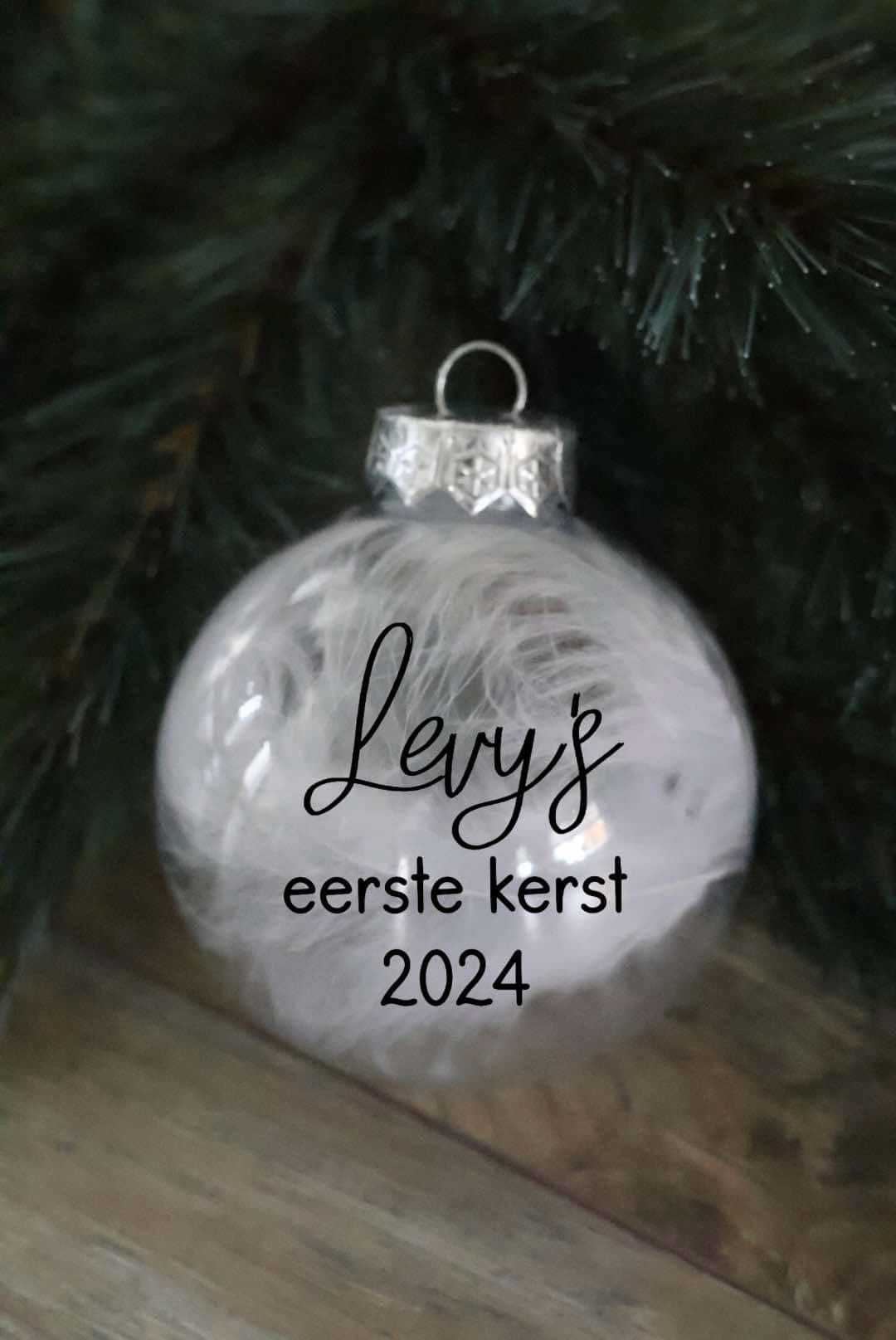 Transparante kerstbal 'naam eerste kerst'