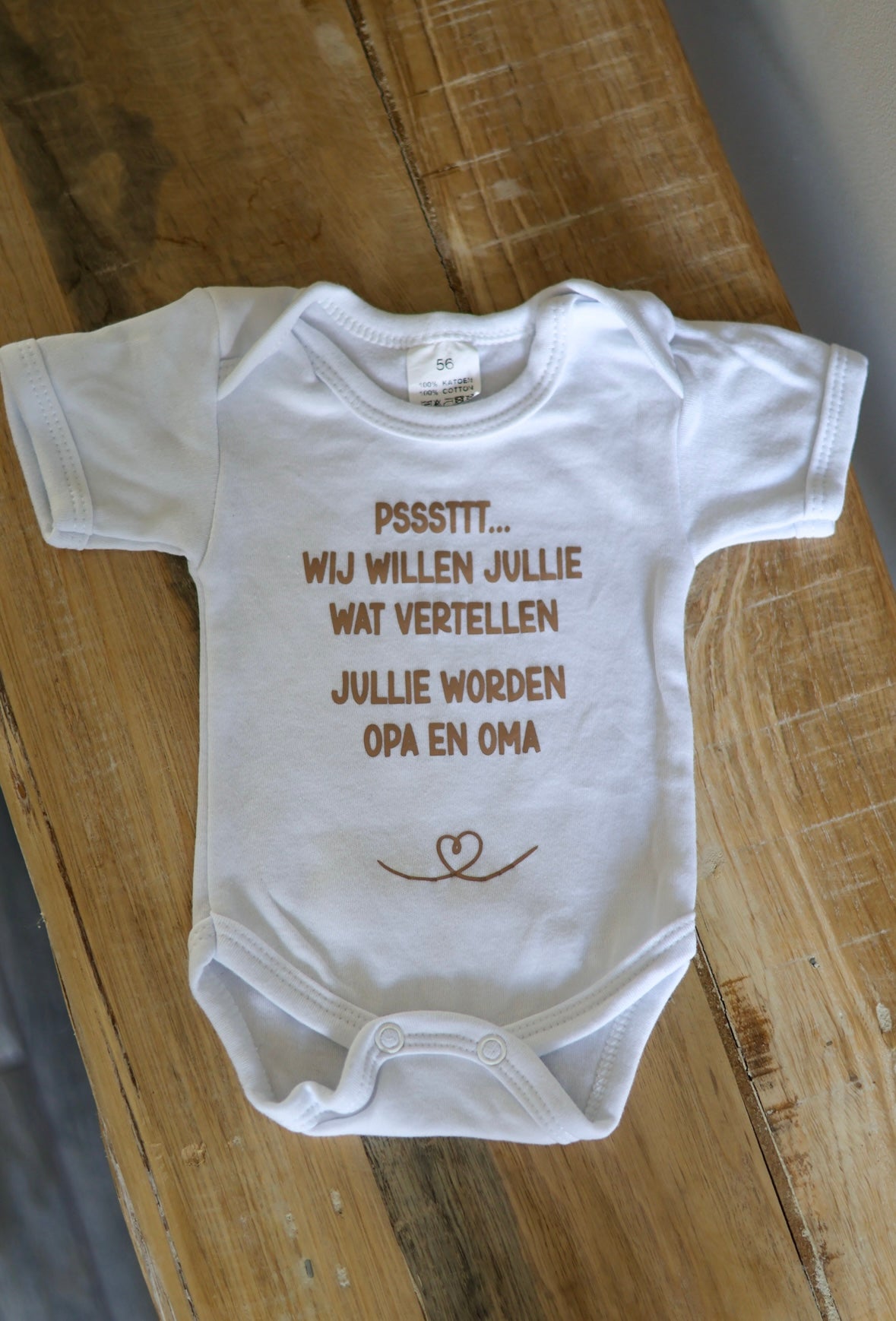 Romper "pssstt… ik wil jullie wat vertellen"