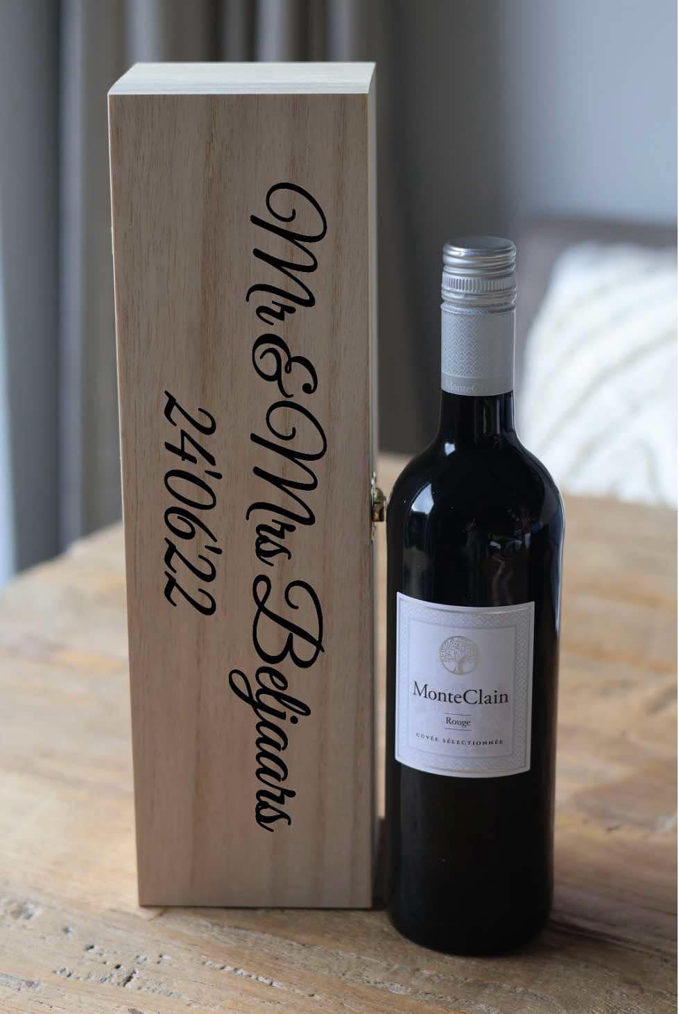 Houten wijnkist "mr & mrs verticaal"