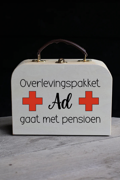 Houten koffertje 'overlevingspakket'