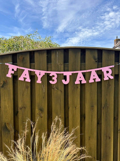 Slinger verjaardag met naam